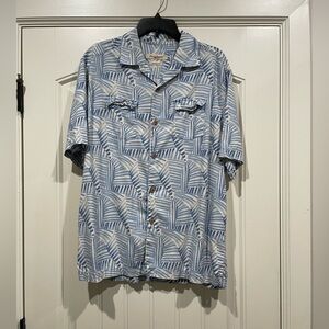 TOMMY BAHAMA Blue button down shirt - Size XL or L